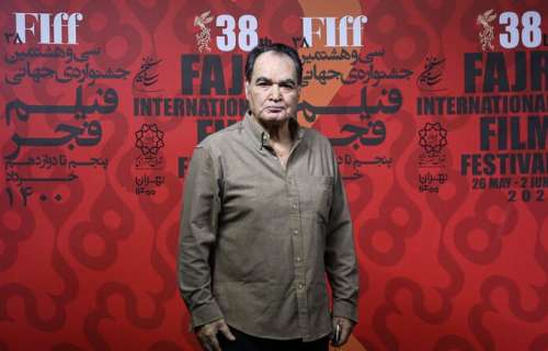 بستری شدن بازیگر پیشکسوت سینما در بیمارستان